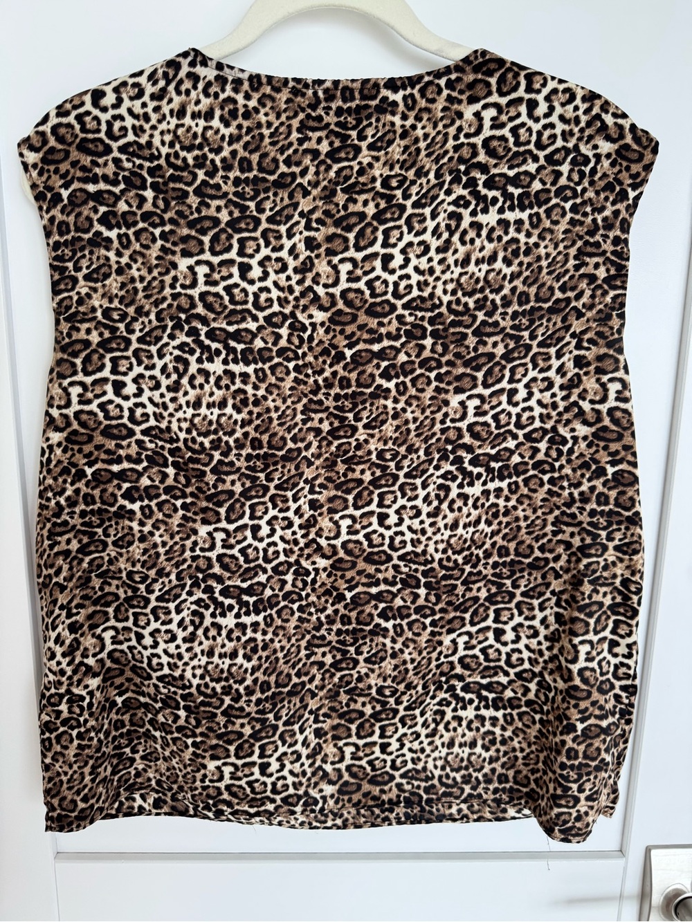Ellen Tracy Leopard Print Sleeveless Shell in Brown and Black - Picture 5 of 8